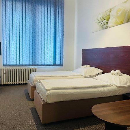 סטרקוניצה Hotel Bila Ruze מראה חיצוני תמונה
