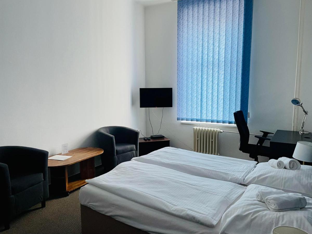 סטרקוניצה Hotel Bila Ruze מראה חיצוני תמונה